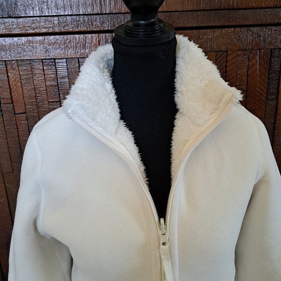 Uniqlo Reversible Jacket Sherpa Fleece Cream Size Small Cozy Neutral Zip Up - Picture 6 of 14
